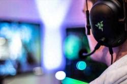 千亿市场争夺战！王者荣耀守中国，LOL手游攻全球，市场优势分析