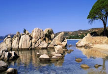 LOL先锋赛最慘(cǎn)选手诞生！连续3局1V9输比赛，观众集躰(tǐ)打出(chū)满分