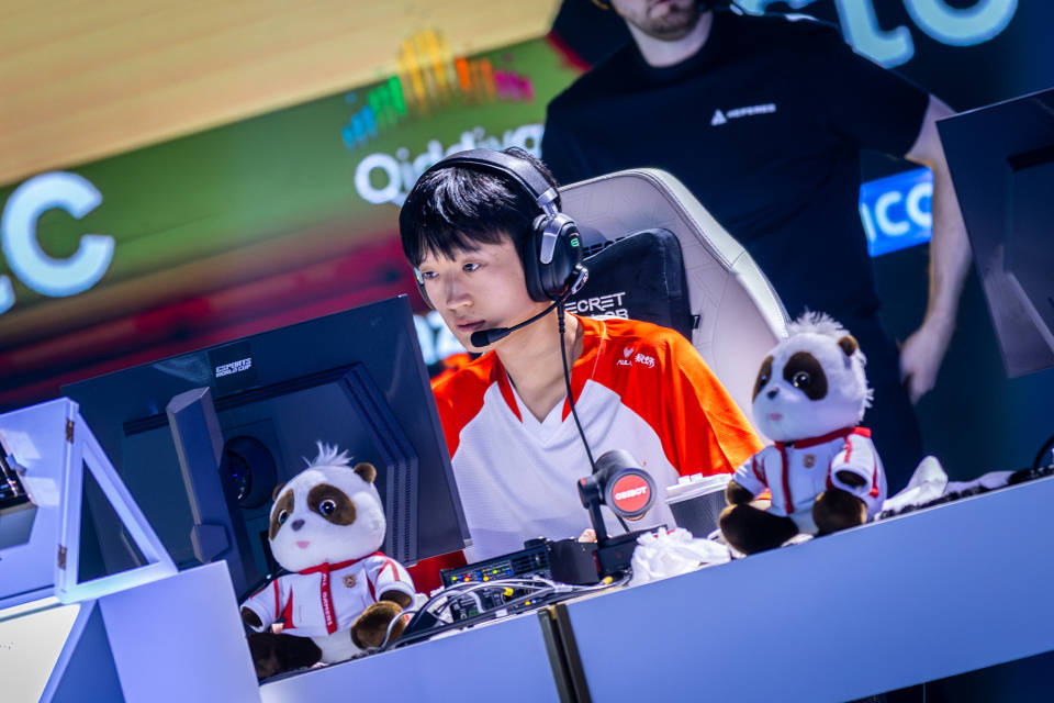 CNCS迎来了久违的冠军！CN.LOL什么时候才能重铸荣光？