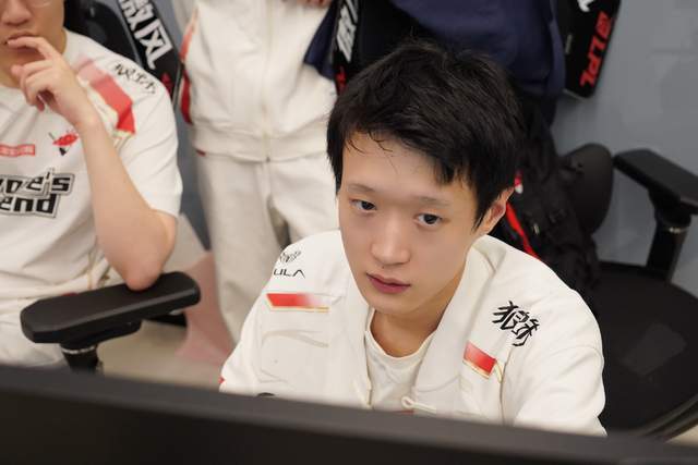 LPL季后赛：TES大战AL，胜者与BLG争夺联赛冠军！