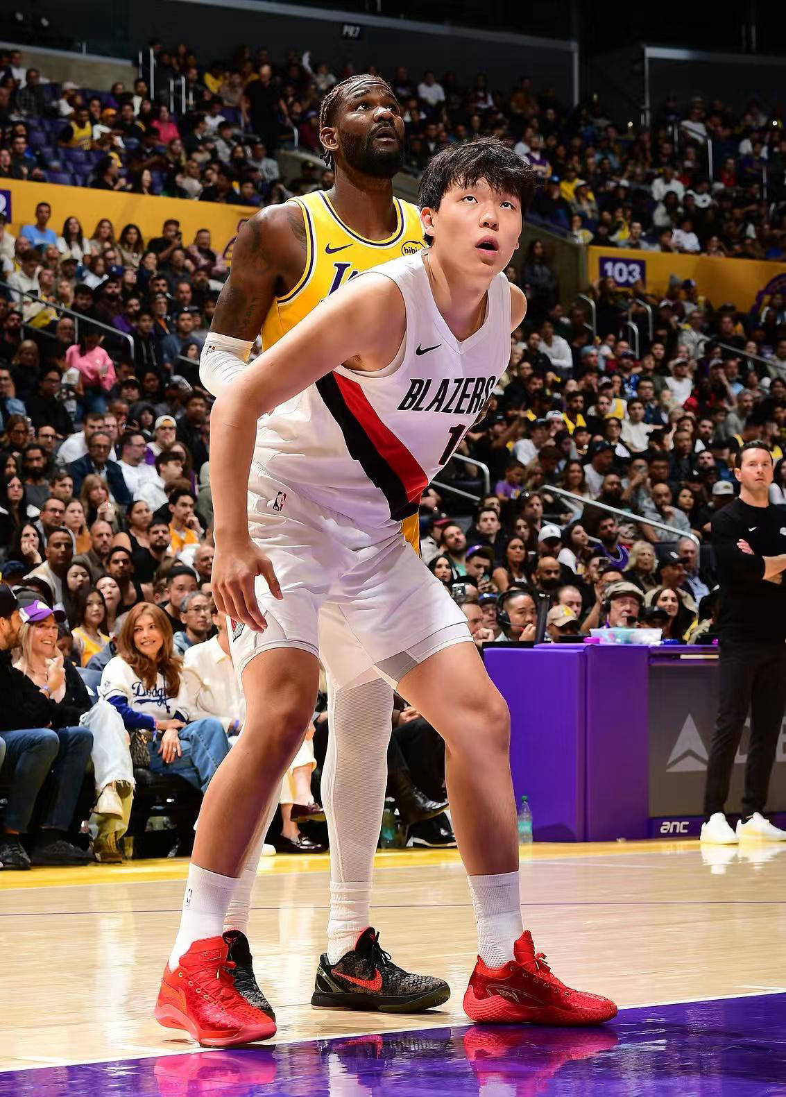 场均18分！新秀排名第二！4换1交易两赢两输，杨瀚森处境堪忧