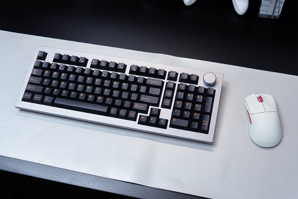 新年新装备，游戏玩家的桌搭外设推荐