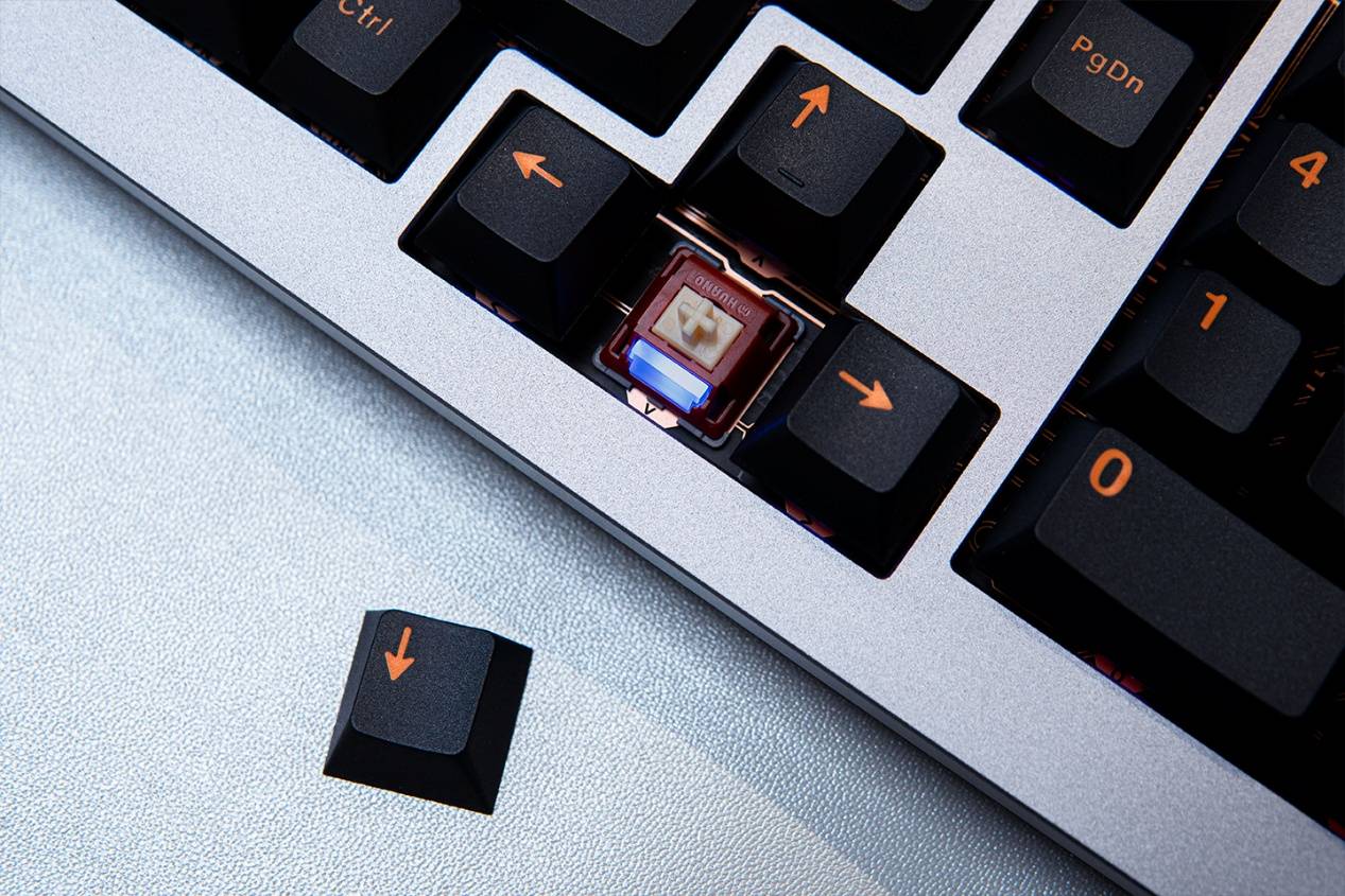 新年新装备，游戏玩家的桌搭外设推荐