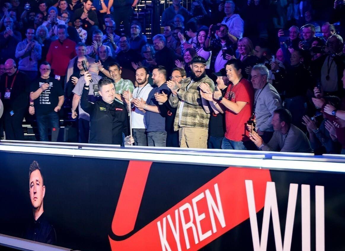 凯伦为何夺冠，赛后采访一针见血，希金斯的回应出人意料